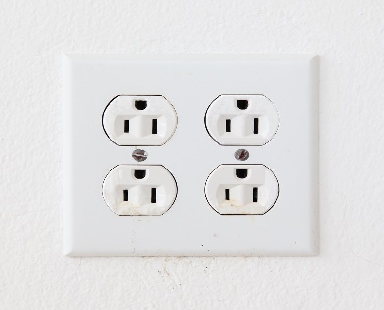 Electrical wall Outlet
